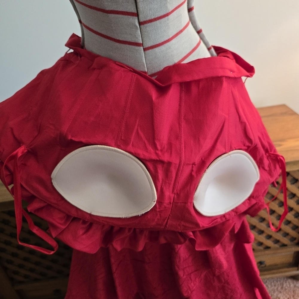 Tony Bowls Paris - Fabulous Red Strapless Vintage Gown with Ruffle Details - Picture 13 of 16
